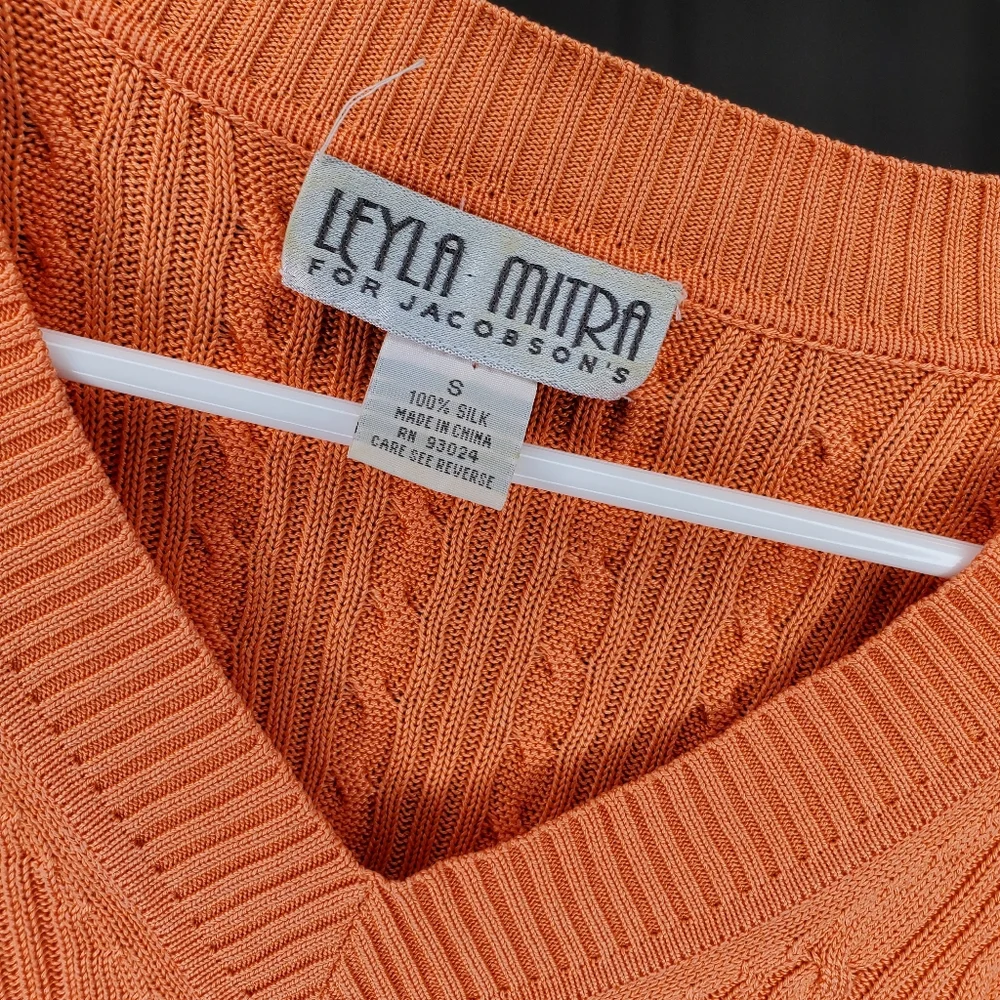 Leyla Mitra‎ Silk Cable Knit Sweater Womens Small Orange Vneck Vtg Quiet Luxury